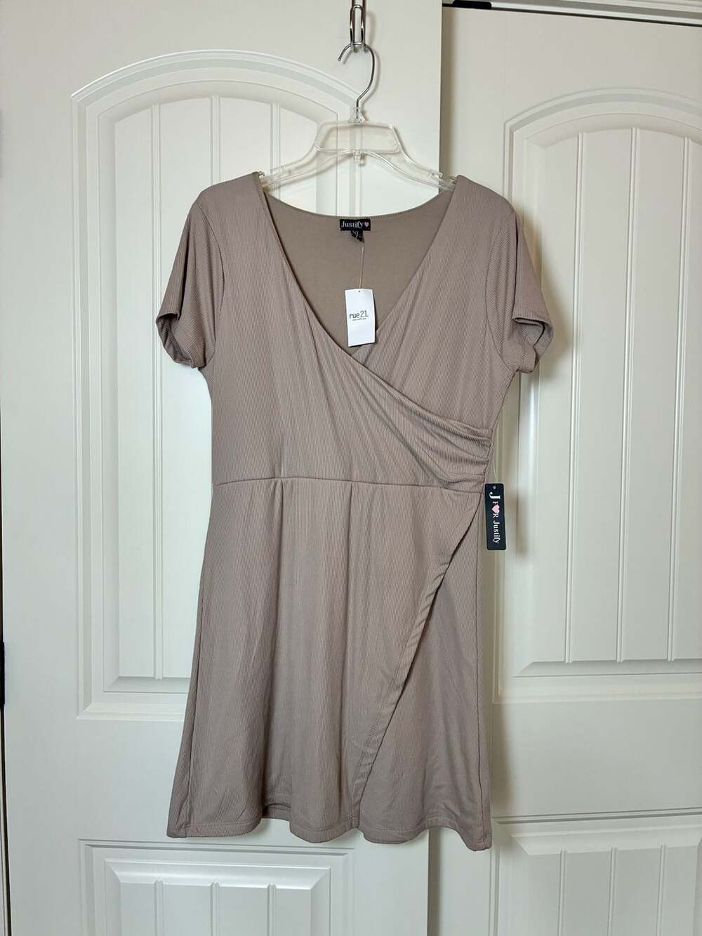 Justify rue21 Ribbed Knit V-Neck Wrap Short Sleeve Mini Dress Taupe XL
